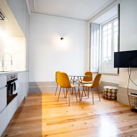 View- Trindade Lovely بورتو