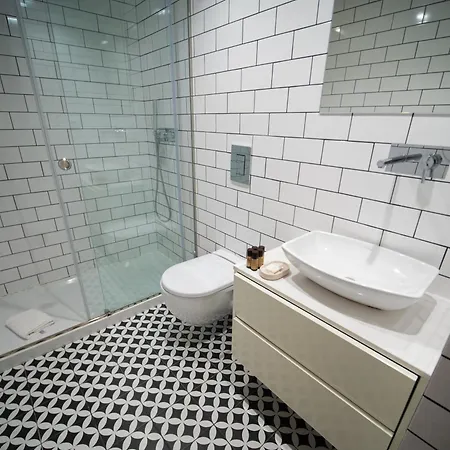 View- Trindade Lovely بورتو